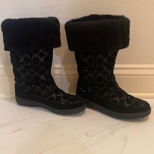Coach signature black boots